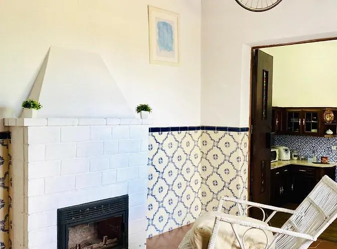 Casa Alfazema Do Monte בית נופש